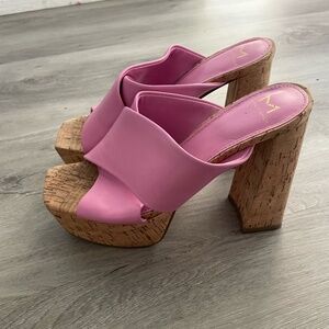 Marc Fisher Wedge